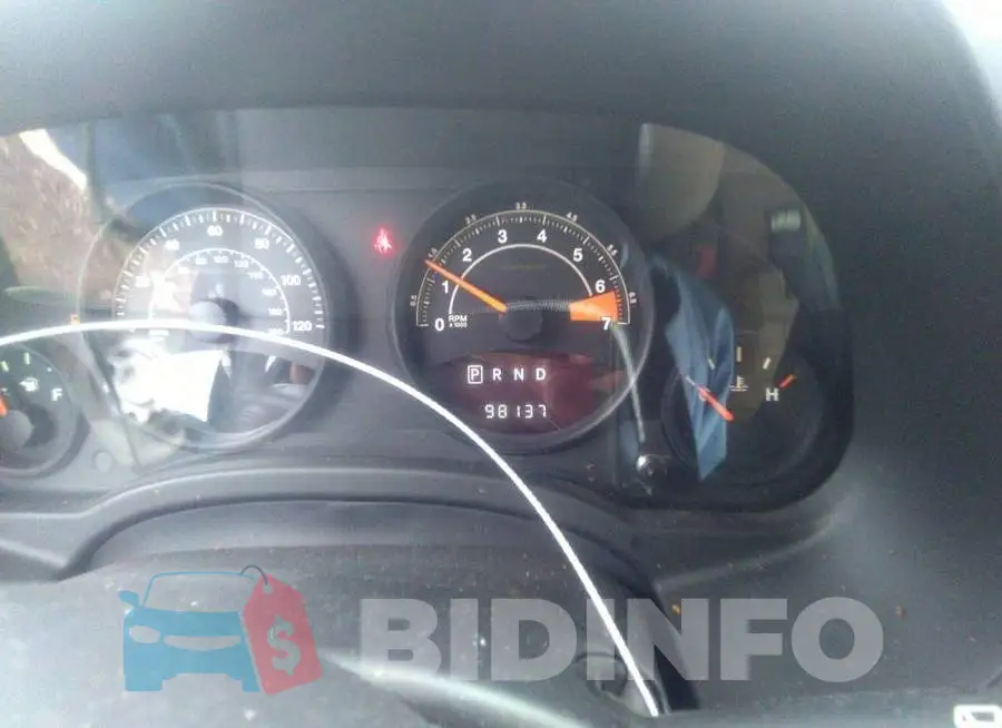 1C4NJPFB7FD343944 Photo# 7