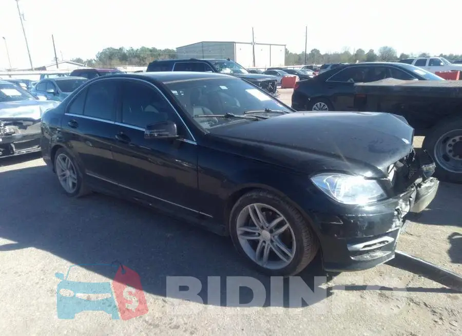 WDDGF4HB6DR255530 Photo# 1