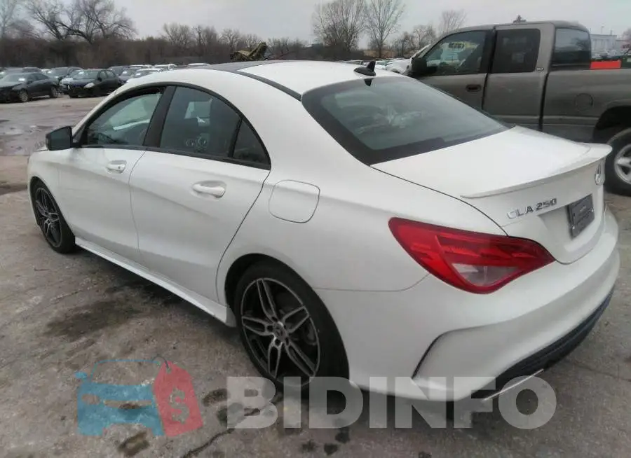 WDDSJ4EB1JN563303 Photo# 3