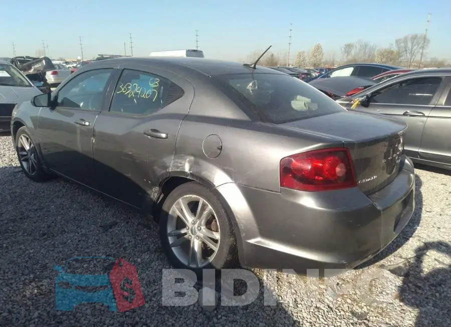1C3CDZAB5DN752957 Photo# 3