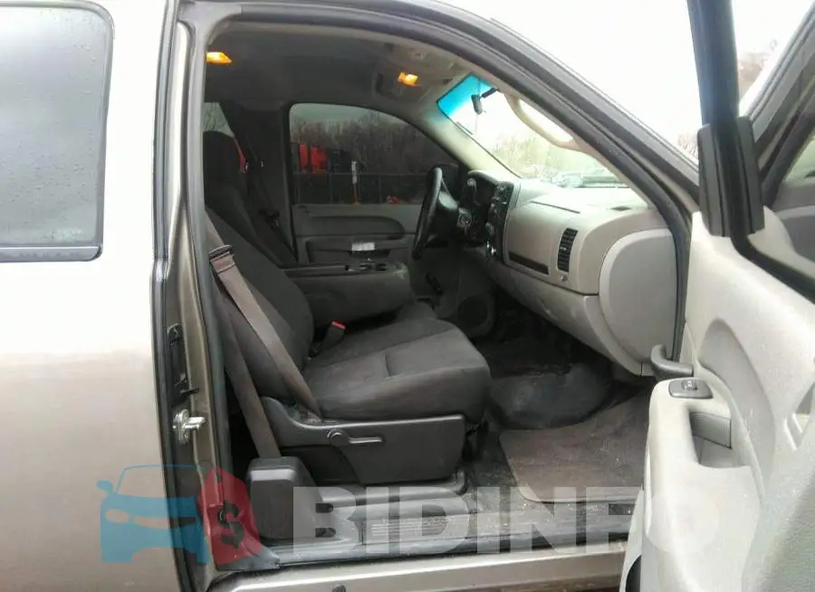 1GCRCPEX8DZ205886 Photo# 5