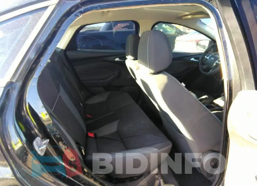 1FADP3F26EL137835 Photo# 8