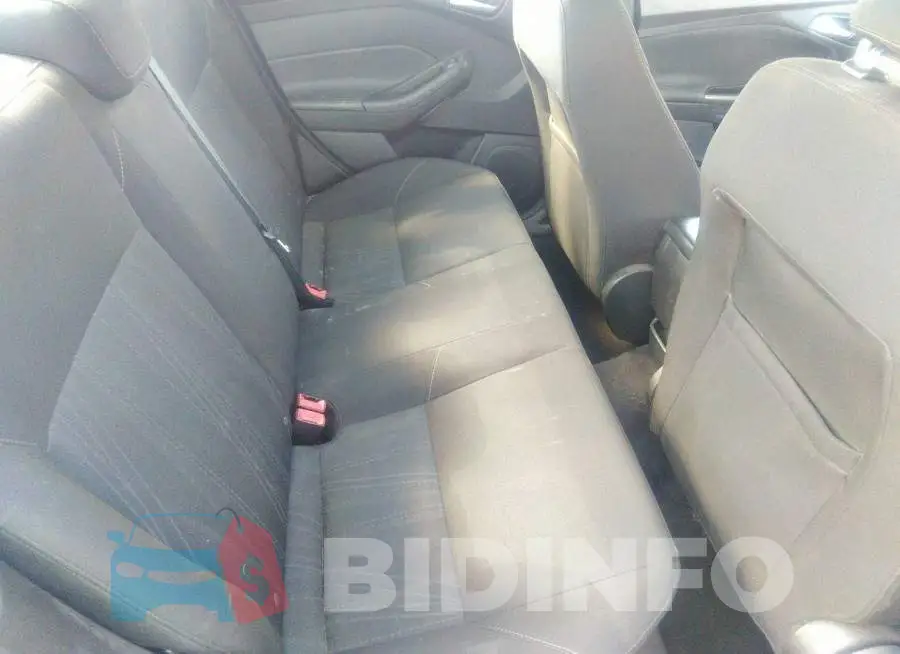 1FADP3H24HL253102 Photo# 8