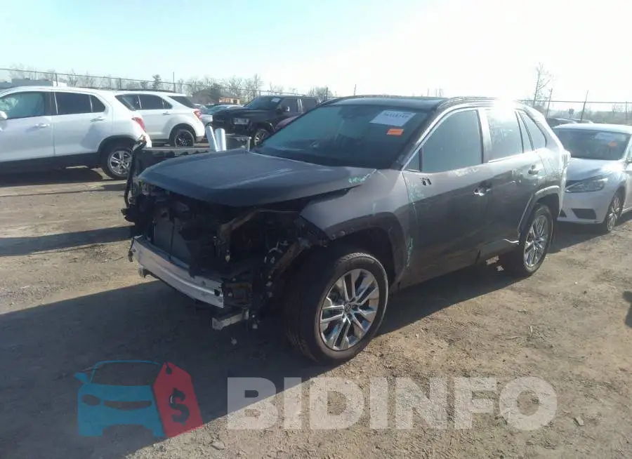 2T3A1RFV6MW233424 Photo# 2