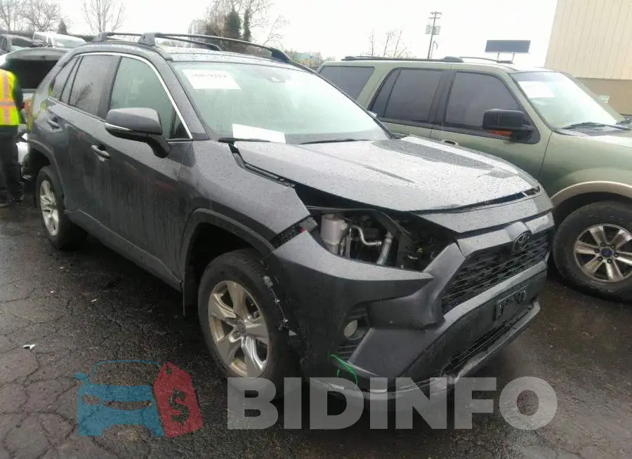 2T3P1RFV1MC216462 Photo# 1