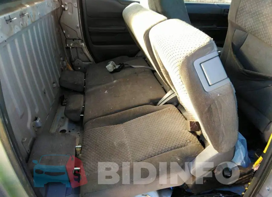 5TFTY5F13EX008417 Photo# 8