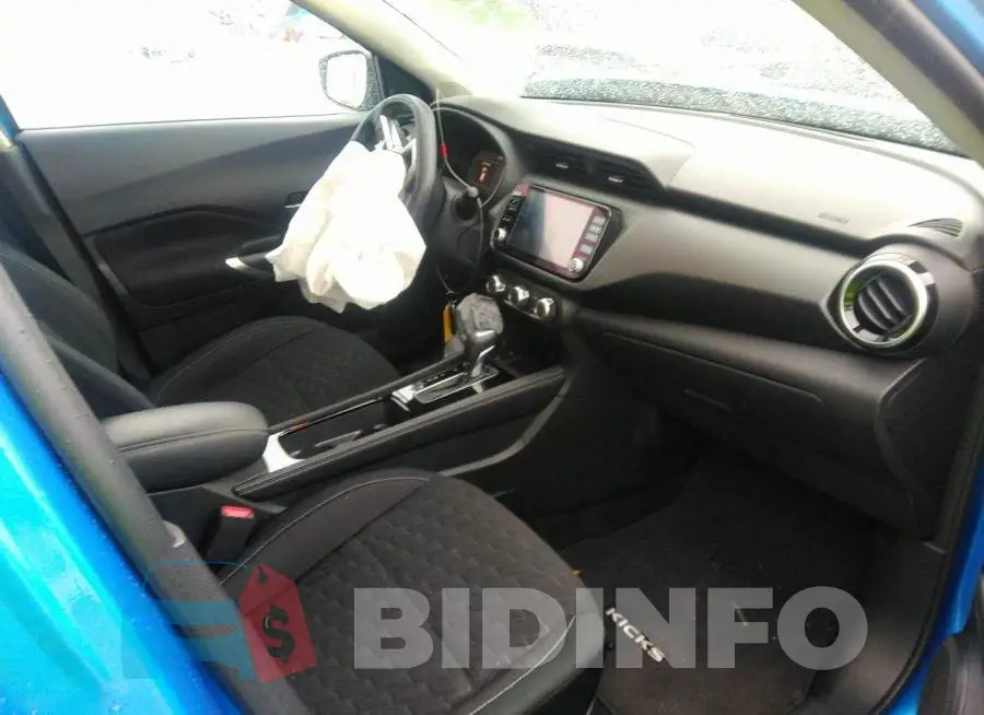 3N1CP5CV3PL490351 Photo# 5