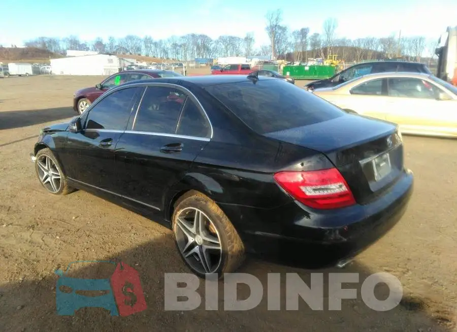 WDDGF8ABXDR256987 Photo# 3
