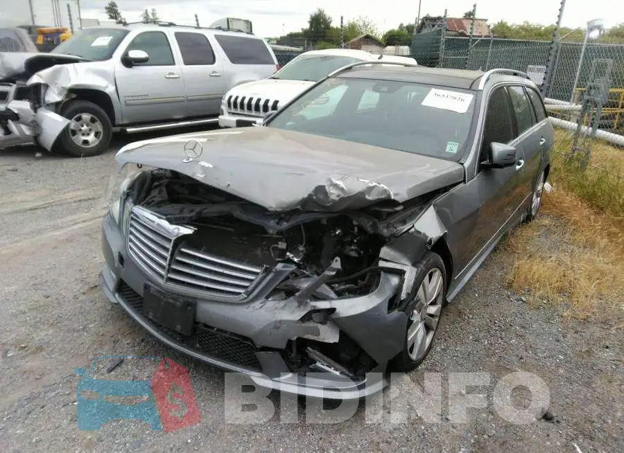 WDDHH8JB0DA715280 Photo# 6