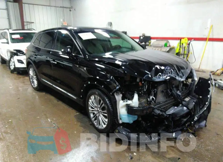 2LMPJ8LR4JBL40949 Photo# 1