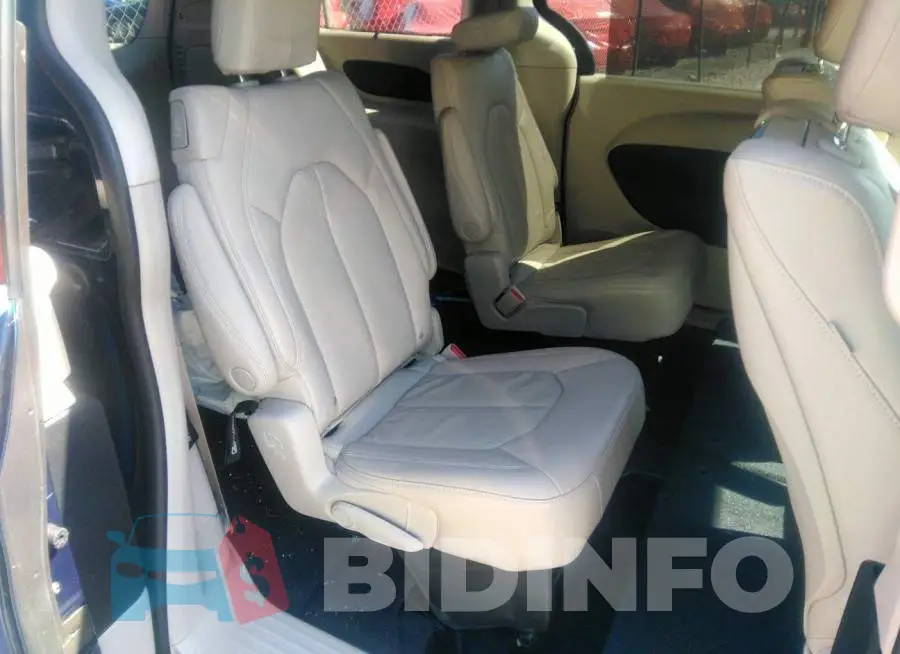 2C4RC1BG6MR593003 Photo# 8