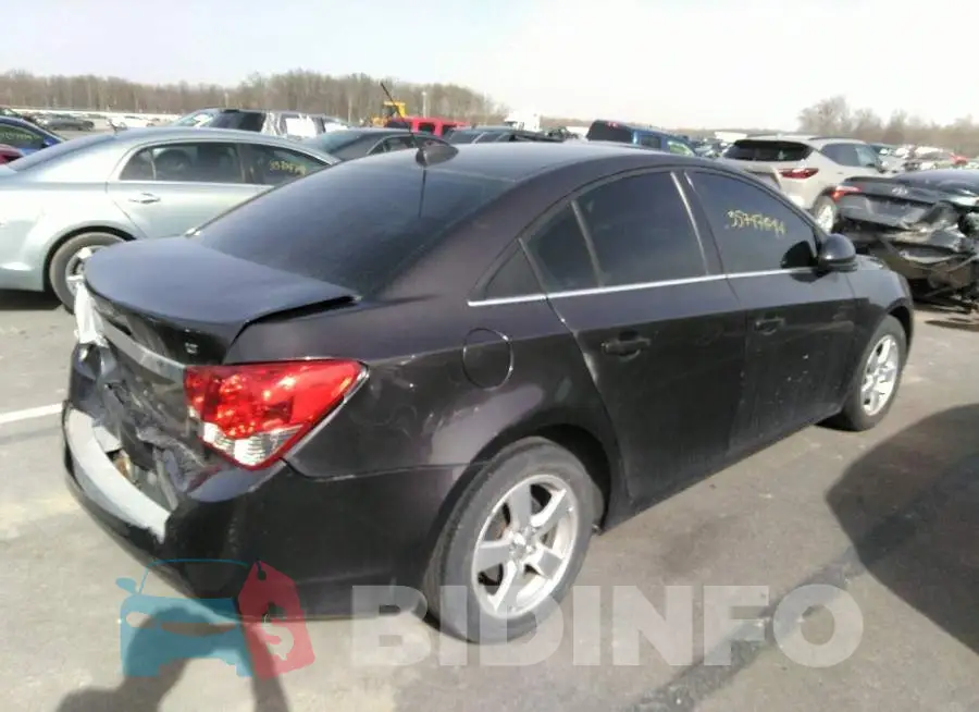 1G1PC5SB4F7174549 Photo# 4