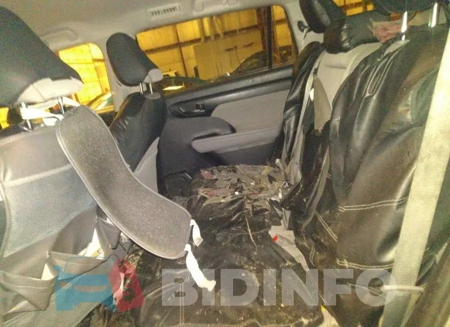 5TDBBRCH4LS510183 Photo# 8