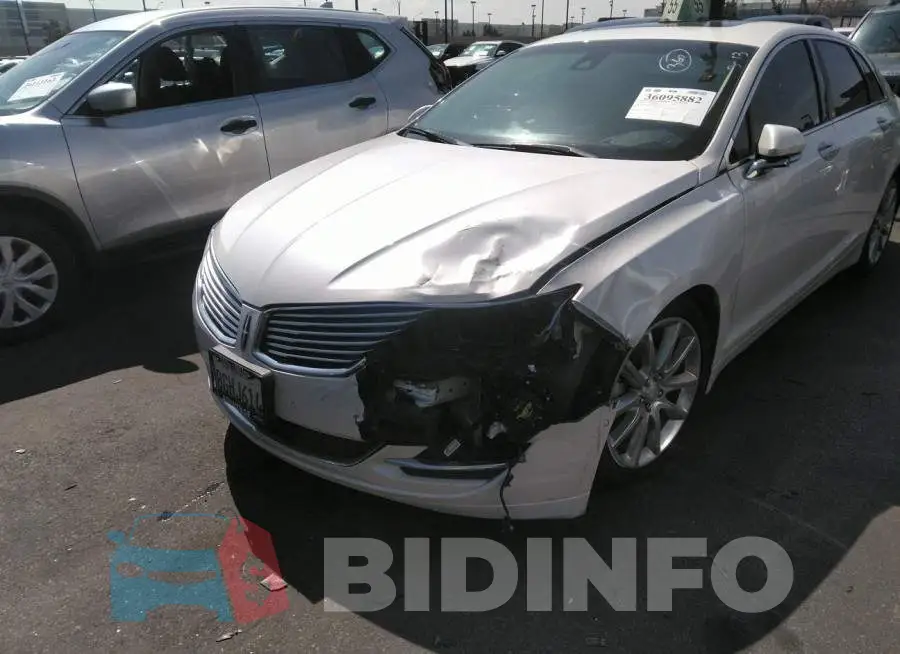 3LN6L2LU5GR612907 Photo# 6