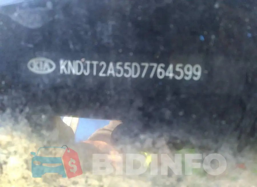 KNDJT2A55D7764599 Photo# 9