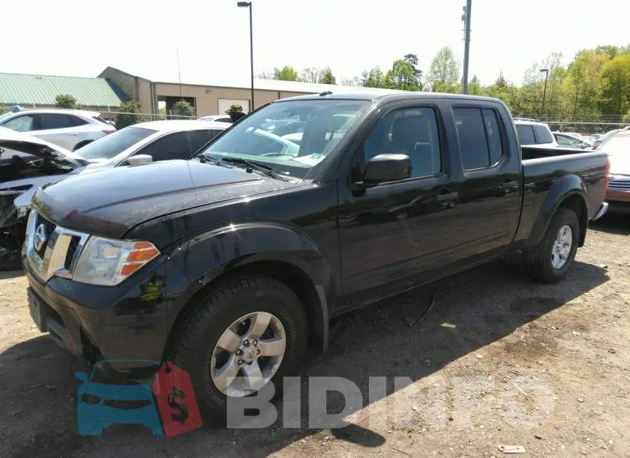 1N6AD0FV4DN758733 Photo# 2