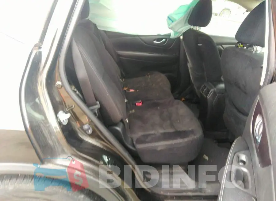 JN8AT2MT6GW028084 Photo# 8