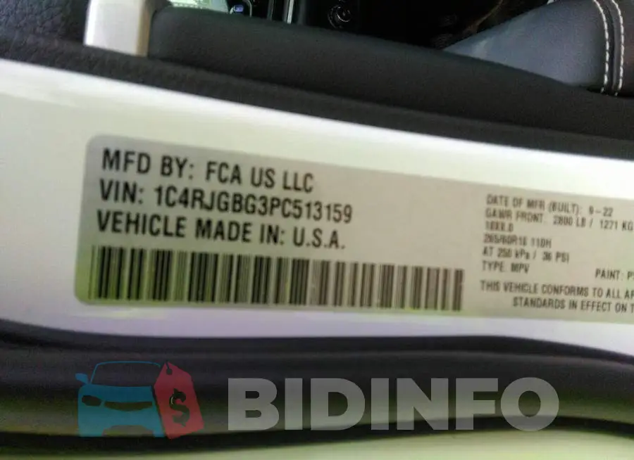 1C4RJGBG3PC513159 Photo# 9
