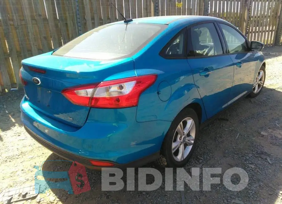 1FADP3F2XDL143233 Photo# 4
