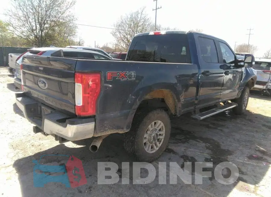 1FT7W2B68JEB35192 Photo# 4