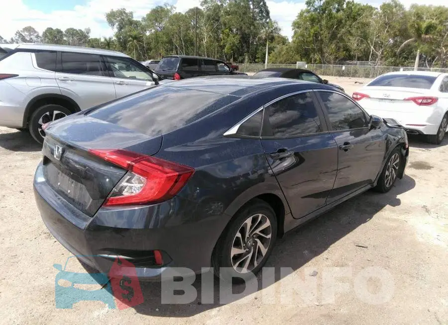 19XFC2F81GE092392 Photo# 4