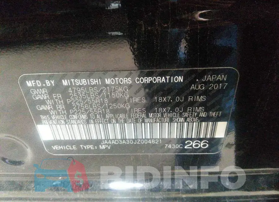 JA4AD3A30JZ004821 Photo# 9