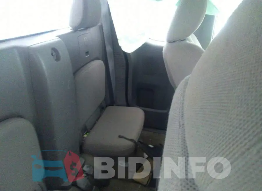 1N6BD0CT1GN759088 Photo# 8