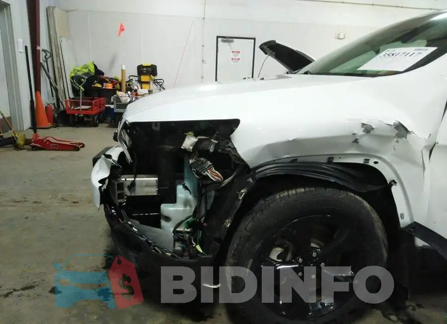 1C4PJMCS8FW757458 Photo# 6