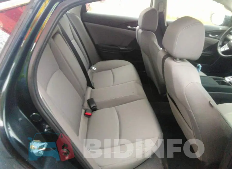 19XFC2F7XHE077768 Photo# 8