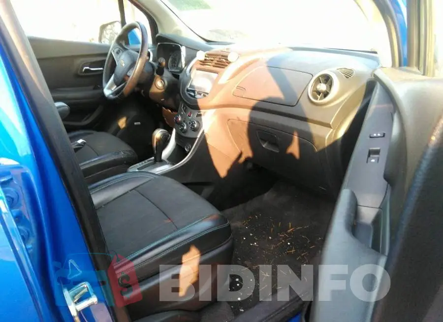 KL7CJLSB5FB137813 Photo# 5