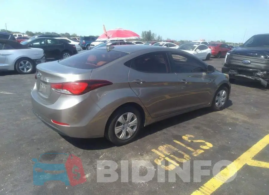 5NPDH4AE8GH755664 Photo# 4