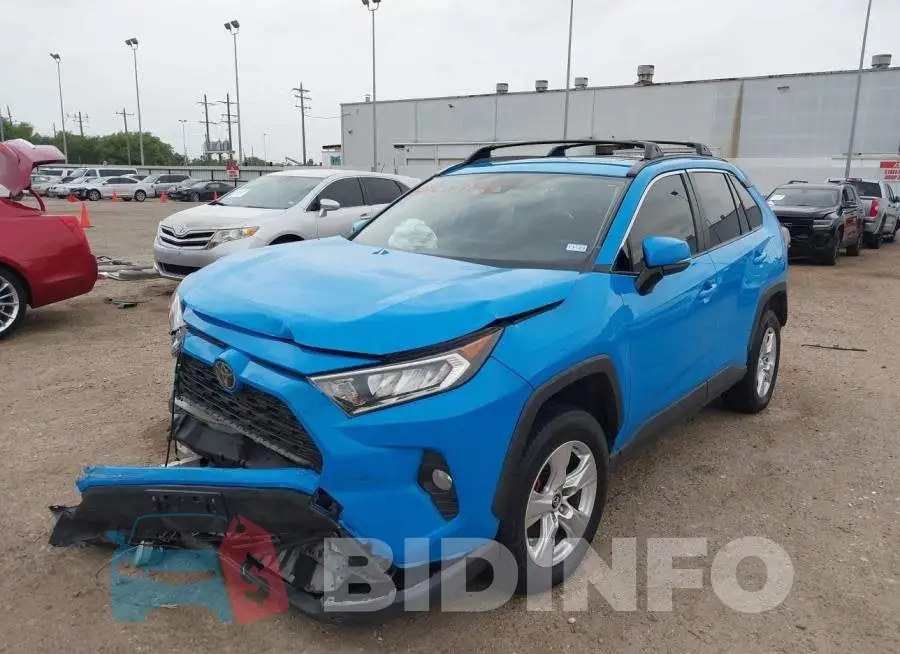JTMW1RFV8KD502894 Photo# 2