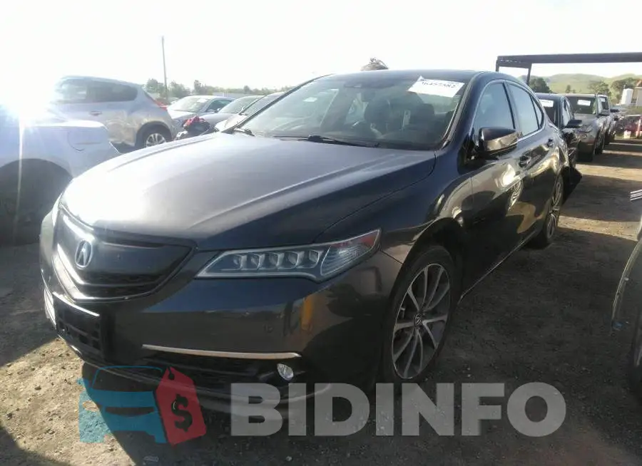 19UUB2F75FA021524 Photo# 2