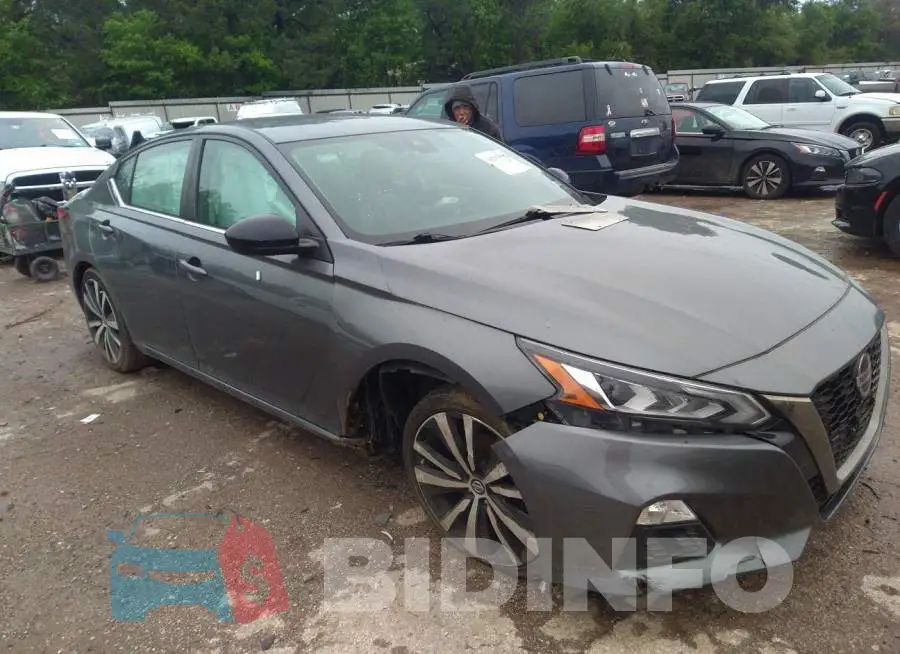 1N4BL4CV8LC124184 Photo# 1