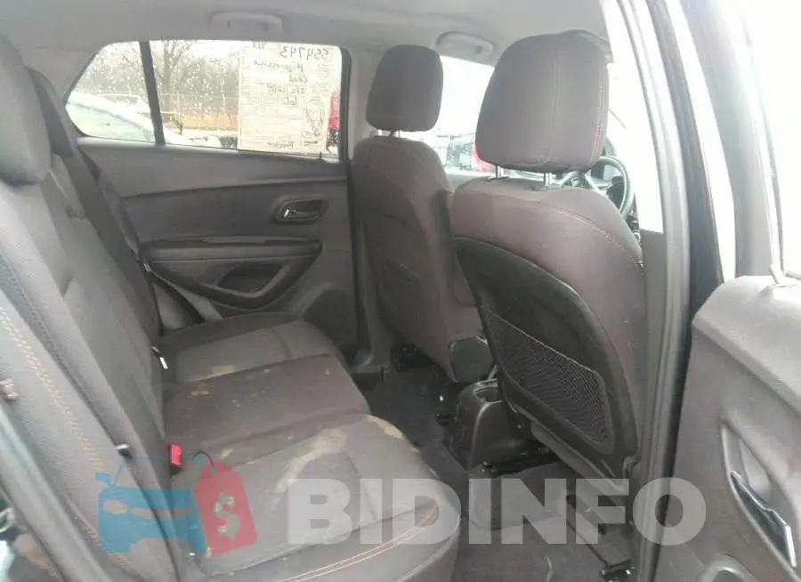 3GNCJLSB2KL137884 Photo# 8