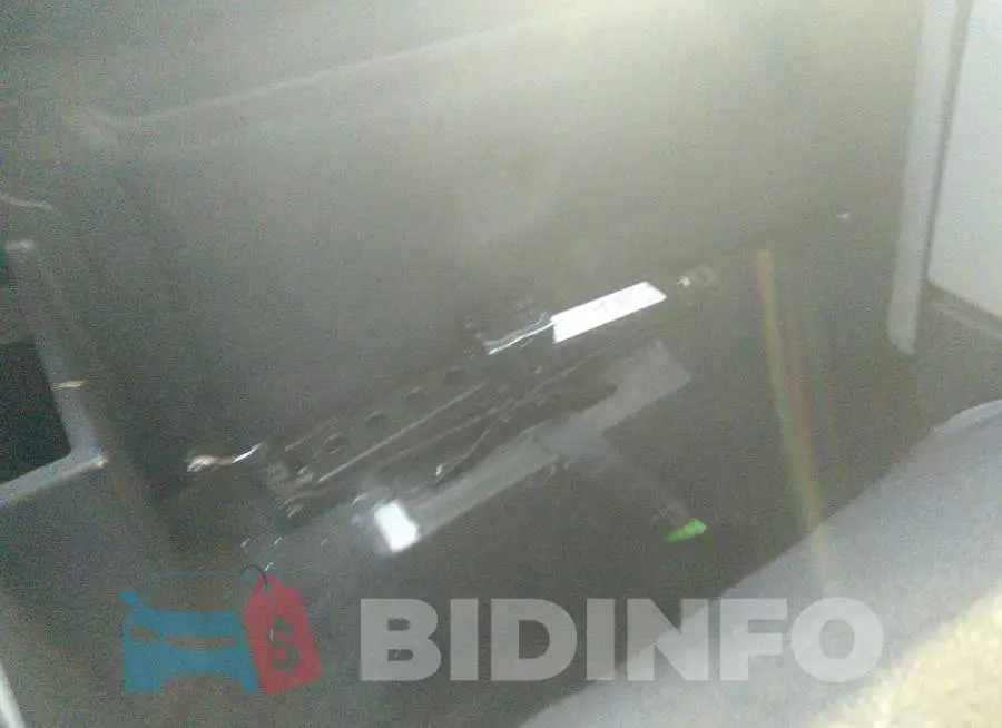 1FTMF1CP9GKF80975 Photo# 8