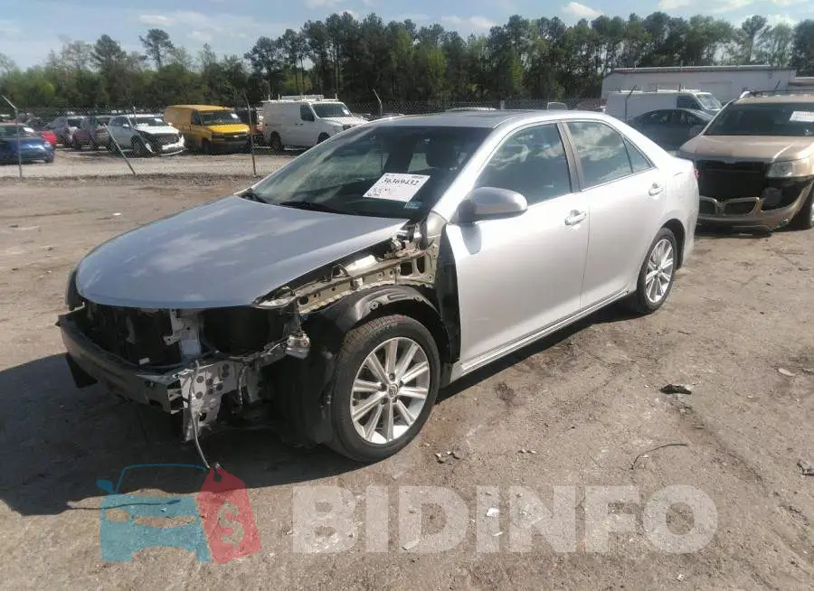 4T4BF1FK3DR302999 Photo# 2