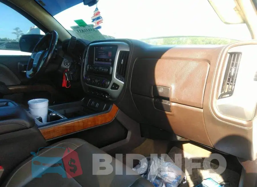 3GTU2VEC2FG349905 Photo# 5