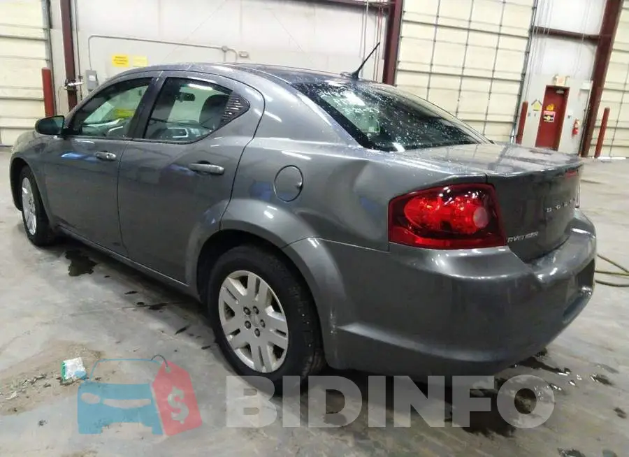 1C3CDZAB5DN567131 Photo# 3