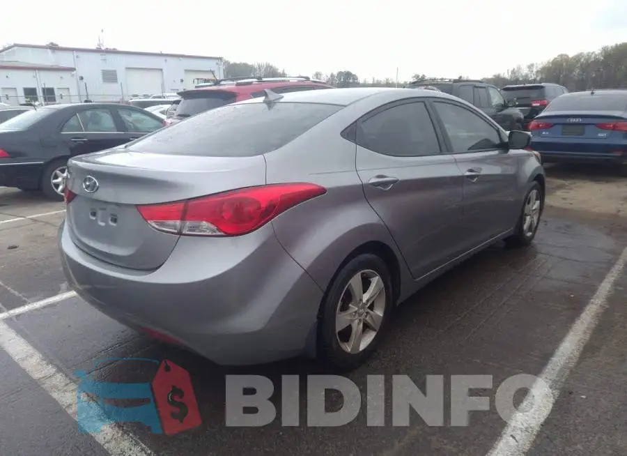 KMHDH4AE8DU907696 Photo# 4
