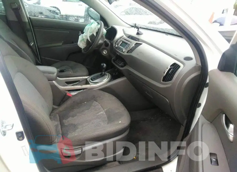 KNDPB3AC2F7758215 Photo# 5