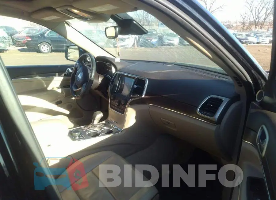 1C4RJFCGXHC627976 Photo# 5