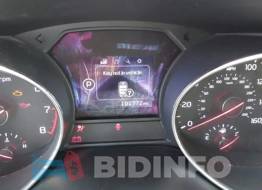KNDMB5C16H6331929 Photo# 7