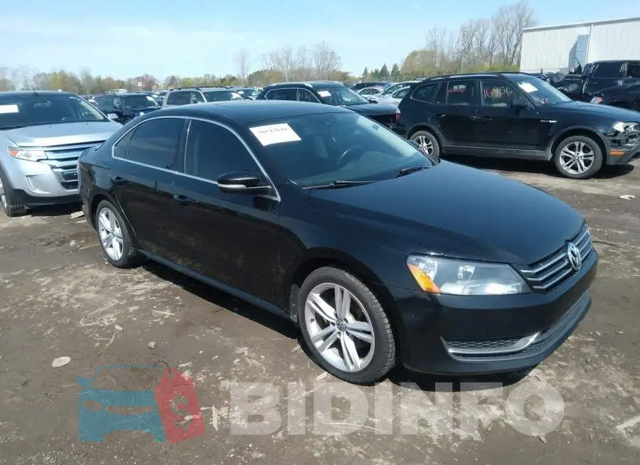 1VWBS7A36EC045015 Photo# 1