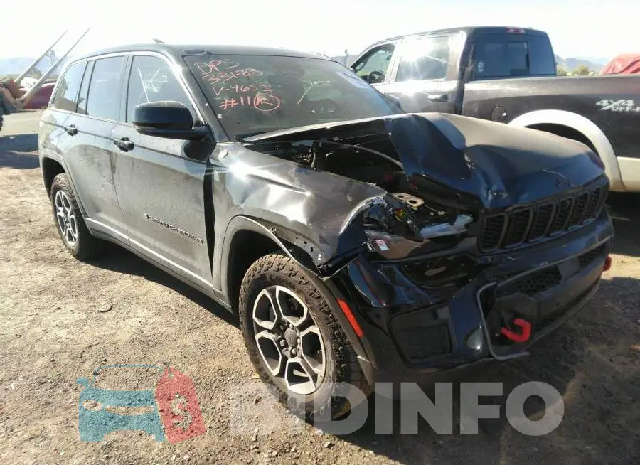 1C4RJHCG8N8584653 Photo# 1