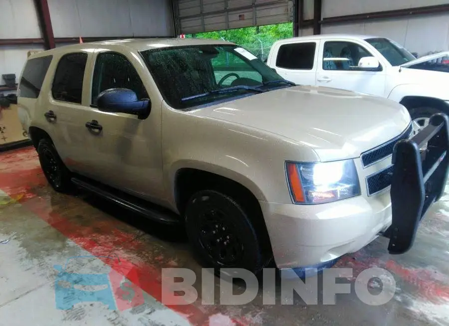 1GNLC2E06DR352193 Photo# 1