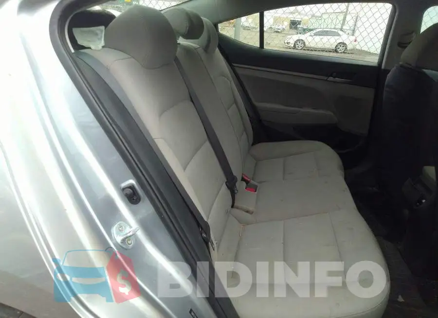 5NPD74LF1HH140531 Photo# 8
