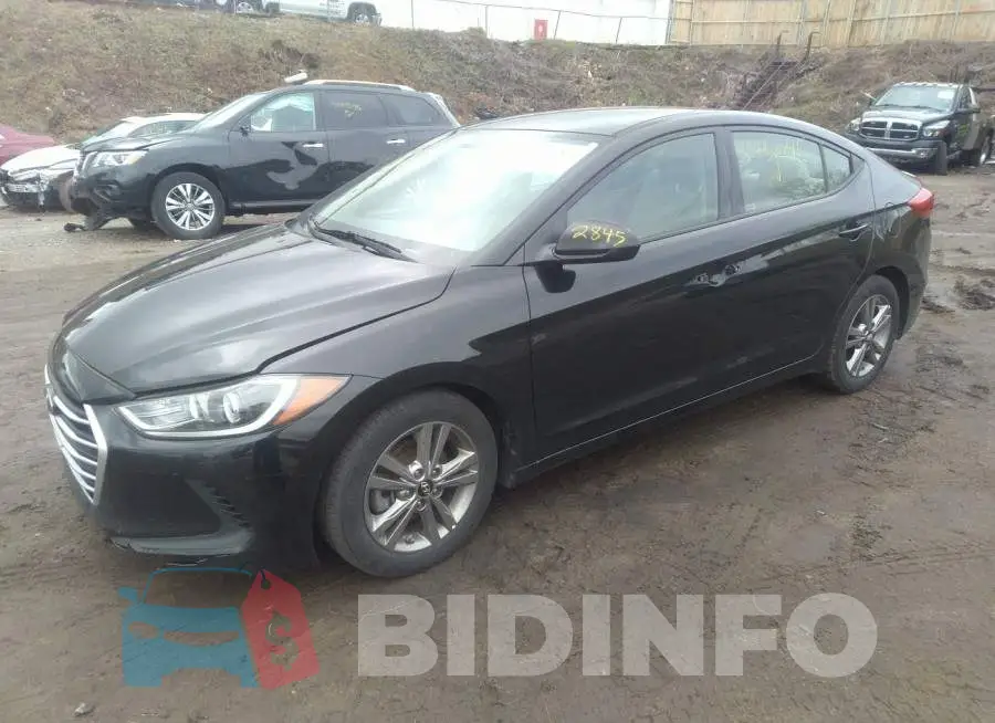 5NPD84LF2HH013882 Photo# 2