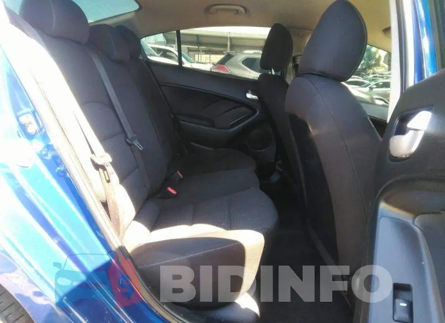 3KPFK4A78HE137438 Photo# 8