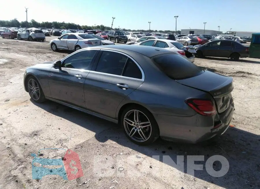 WDDZF4JB2KA623801 Photo# 3